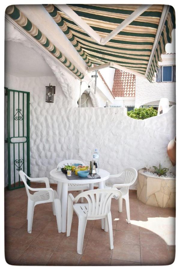 Margherita'S Apartment San Eugenio Costa Adeje Exterior photo